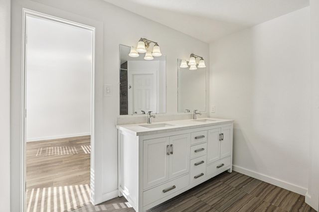 2713 Crownspoint DR, Austin, TX 78748