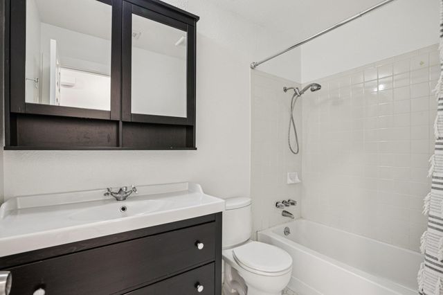 2713 Crownspoint DR, Austin, TX 78748