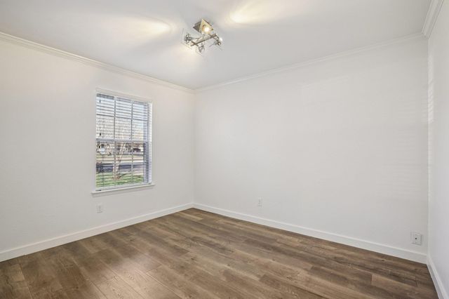 2713 Crownspoint DR, Austin, TX 78748