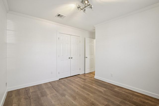 2713 Crownspoint DR, Austin, TX 78748