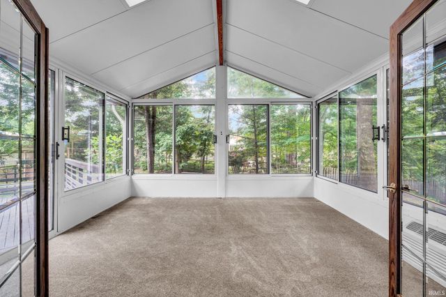 2426 S Cottonwood Circle, Bloomington, IN 47401