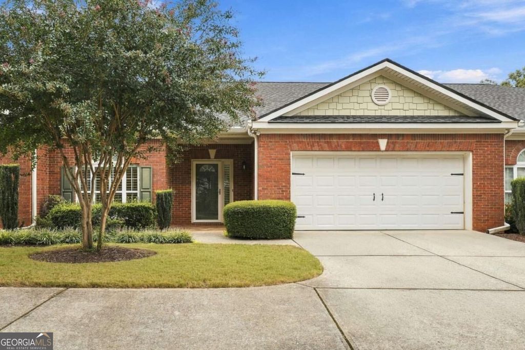 129 Holiday Road E 64, Buford, GA 30518 — exterior