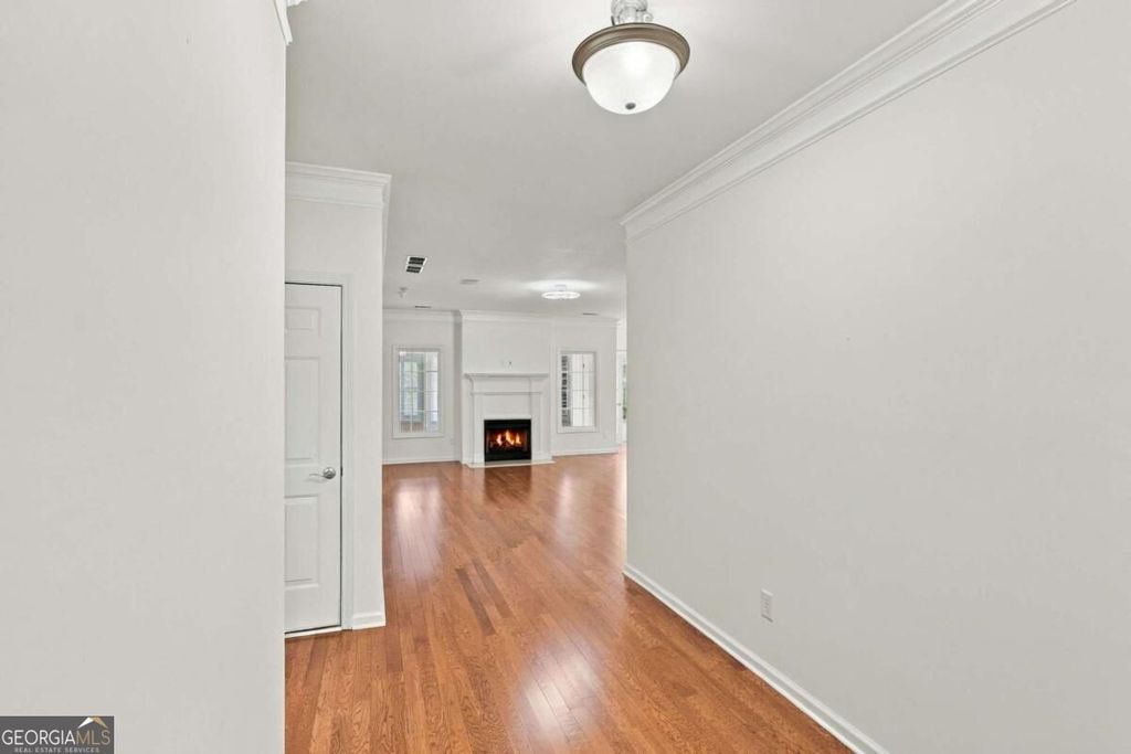 129 Holiday Road E 64, Buford, GA 30518 — photo 4