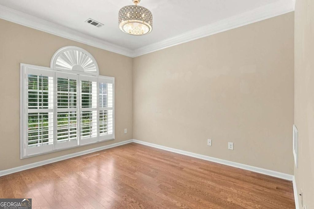 129 Holiday Road E 64, Buford, GA 30518 — photo 5