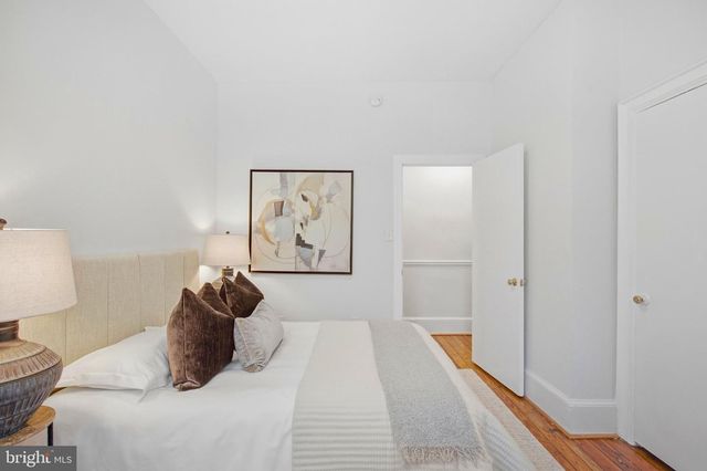 820 NORTH CAROLINA AVE SE, Washington, DC 20003
