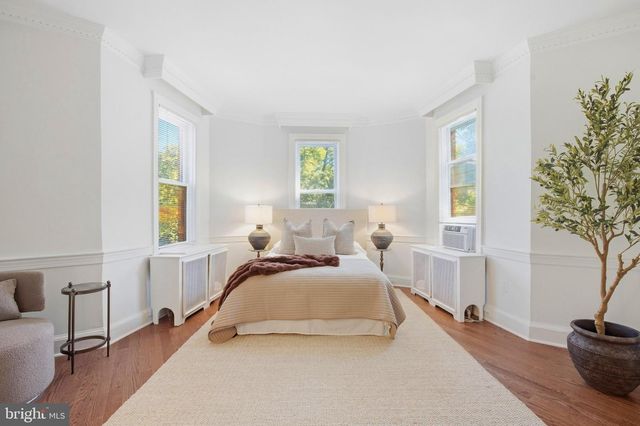 820 NORTH CAROLINA AVE SE, Washington, DC 20003