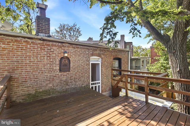 820 NORTH CAROLINA AVE SE, Washington, DC 20003