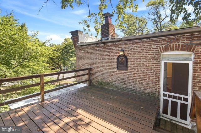 820 NORTH CAROLINA AVE SE, Washington, DC 20003