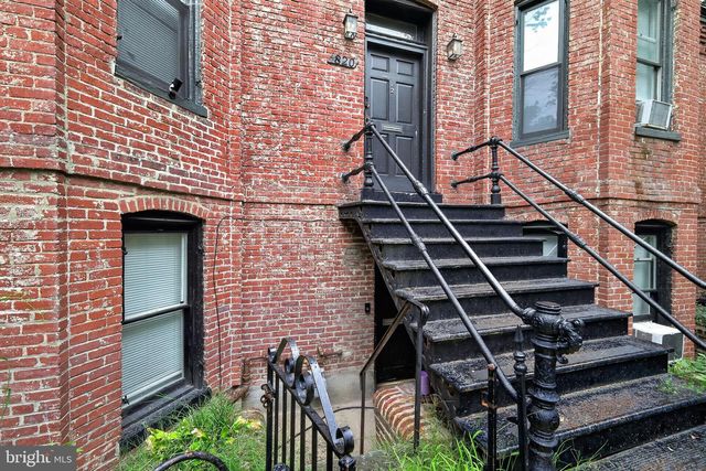 820 NORTH CAROLINA AVE SE, Washington, DC 20003