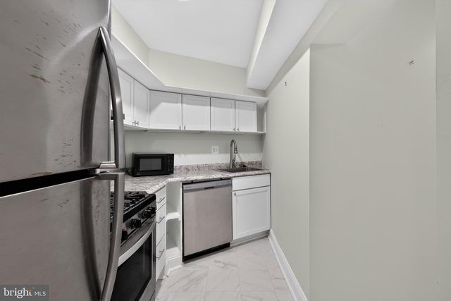 820 NORTH CAROLINA AVE SE, Washington, DC 20003