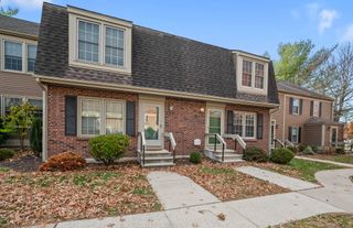 20 Newberry Lane 20, Glastonbury, CT 06033