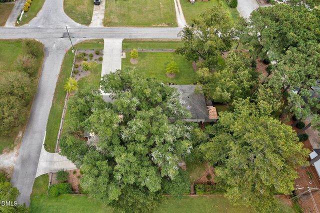 509 W Nash Street, Elm City, NC 27822