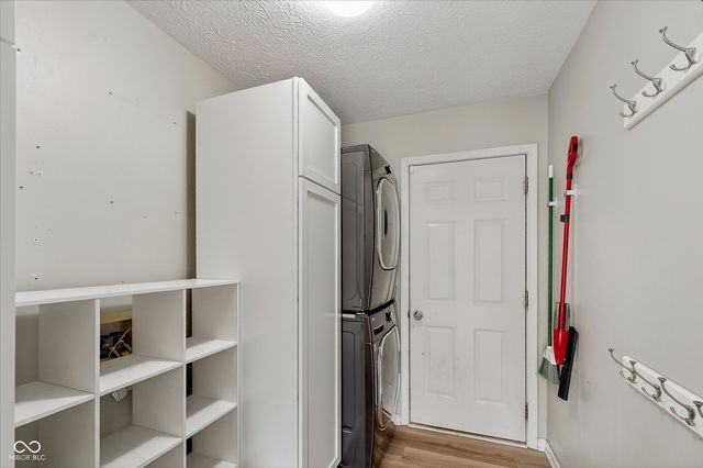 8365 Glen Highlands Drive, Indianapolis, IN 46236