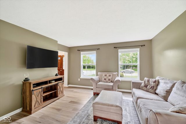 8365 Glen Highlands Drive, Indianapolis, IN 46236