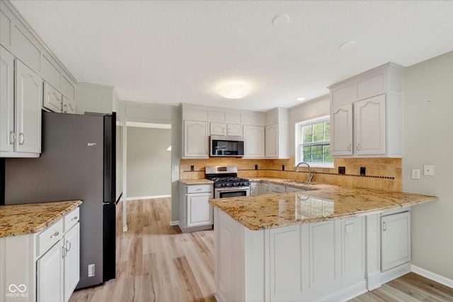 8365 Glen Highlands Drive, Indianapolis, IN 46236