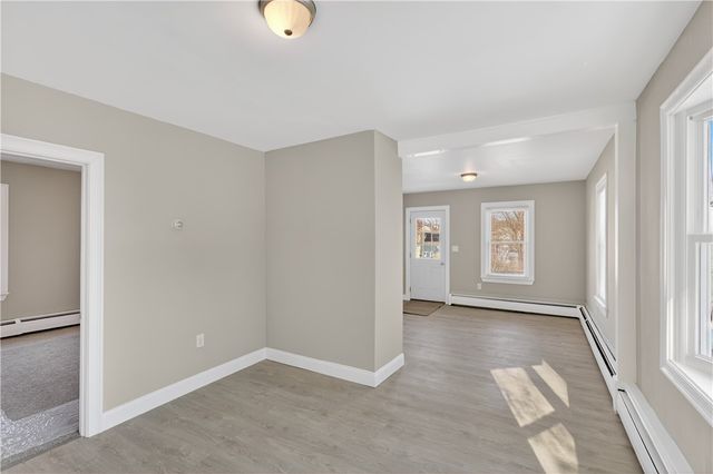 5 Valley Street, Lincoln, RI 02838