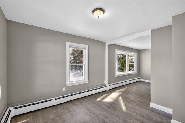 5 Valley Street, Lincoln, RI 02838