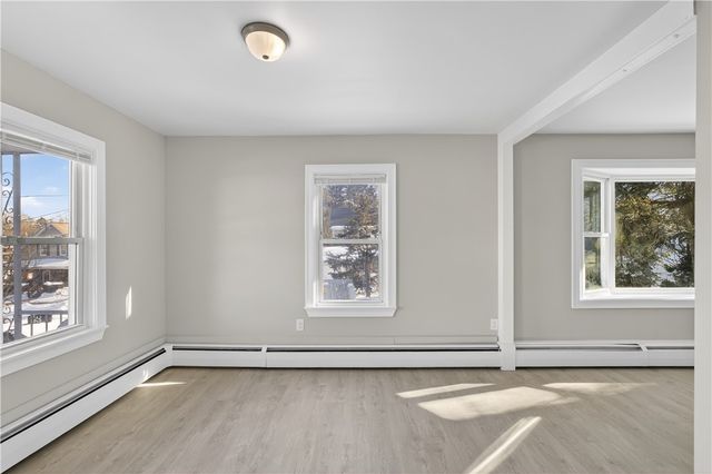 5 Valley Street, Lincoln, RI 02838