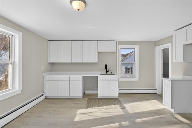 5 Valley Street, Lincoln, RI 02838