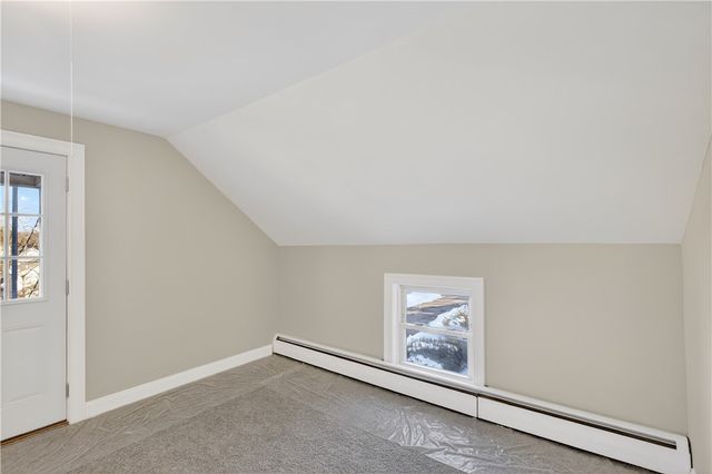 5 Valley Street, Lincoln, RI 02838