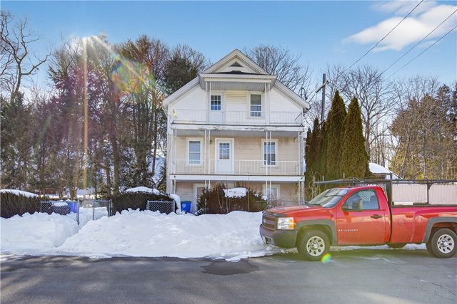 5 Valley Street, Lincoln, RI 02838