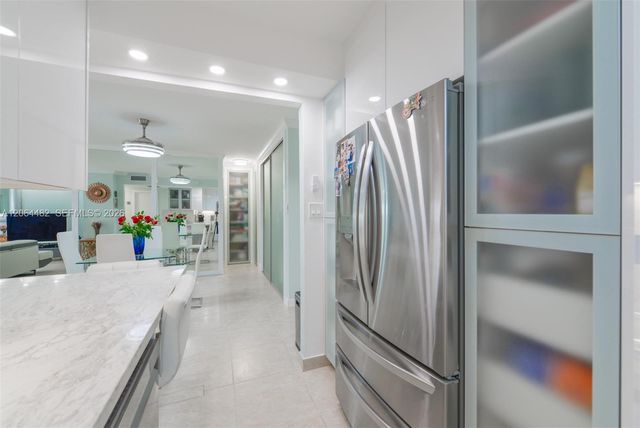 1980 S Ocean Dr 11K, Hallandale Beach, FL 33009