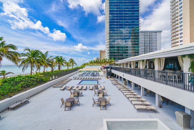 1980 S Ocean Dr 11K, Hallandale Beach, FL 33009