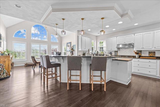 1865 Champion CIR, Virginia Beach, VA 23456