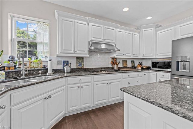 1865 Champion CIR, Virginia Beach, VA 23456