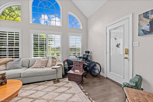 1865 Champion CIR, Virginia Beach, VA 23456