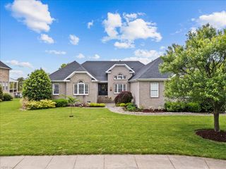 1865 Champion CIR, Virginia Beach, VA 23456