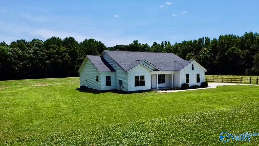 64 Elliot Road, Ardmore, TN 38449