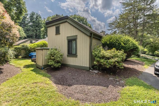 509 Heritage Village A, Southbury, CT 06488
