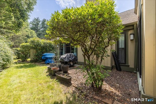 509 Heritage Village A, Southbury, CT 06488