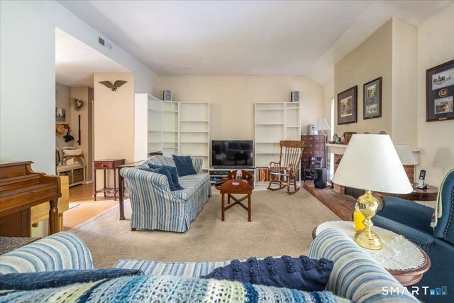 509 Heritage Village A, Southbury, CT 06488