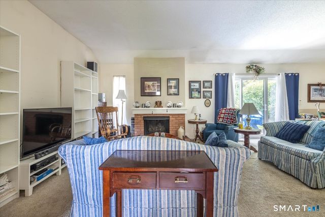 509 Heritage Village A, Southbury, CT 06488
