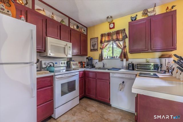 509 Heritage Village A, Southbury, CT 06488