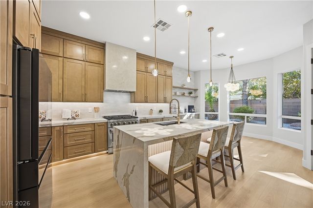 11739 Kingsland Avenue, Las Vegas, NV 89138