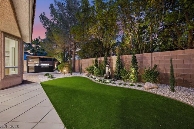 11739 Kingsland Avenue, Las Vegas, NV 89138