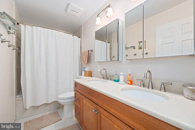 10221 EAGLE LANDING CT, Burke, VA 22015