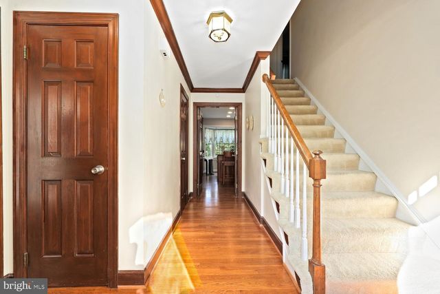 10221 EAGLE LANDING CT, Burke, VA 22015