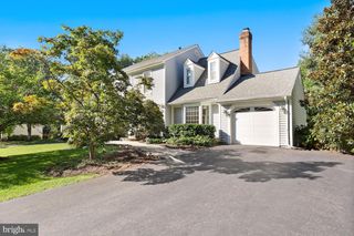 10221 EAGLE LANDING CT, Burke, VA 22015