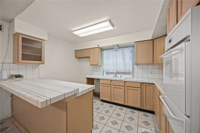 3332 La Puente, West Covina, CA 91792