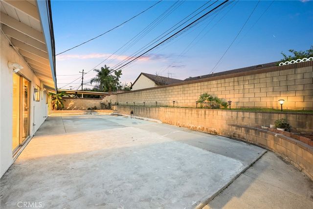 3332 La Puente, West Covina, CA 91792