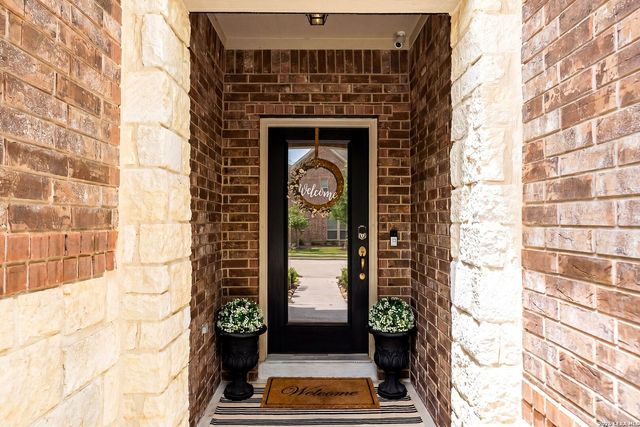 10707 Desert Rock, Helotes, TX 78023