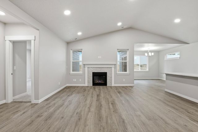 5341 N Sun Beam Ln, Spokane, WA 99217