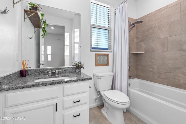 8166 S Soltero Mine Drive, Tucson, AZ 85747