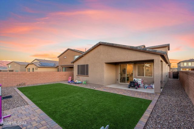 8166 S Soltero Mine Drive, Tucson, AZ 85747