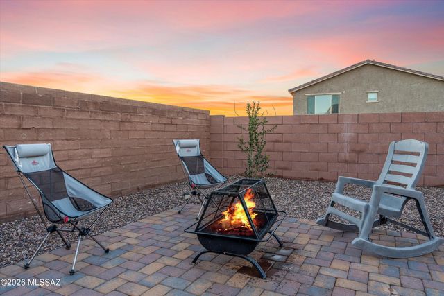 8166 S Soltero Mine Drive, Tucson, AZ 85747