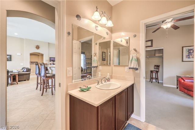 9121 TUXPAN Street, Las Vegas, NV 89131